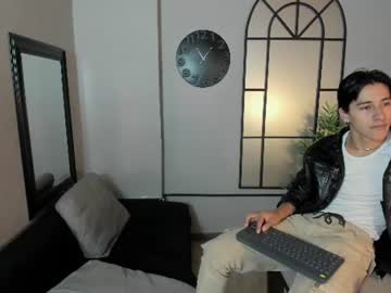 Andy Joy_ *support me to reach 200 likes ♥*