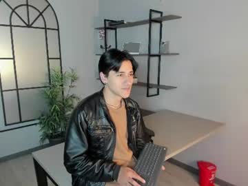 Andy Joy_ *support me to reach 200 likes ♥*