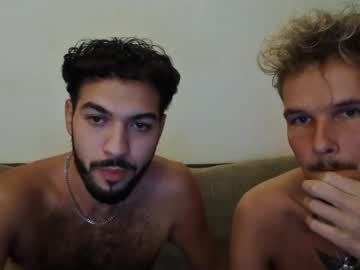 BlondieXBrunette