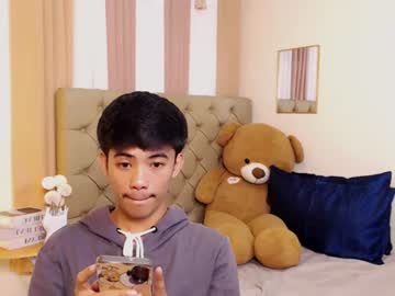 HI IM JAMES DONT FORGET GIVE ME THUMBS UP AND JOIN TO MY FANCLUB