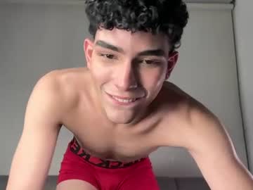 damon_velvet