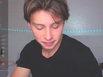 Hey guys) I’m dani new here❤️