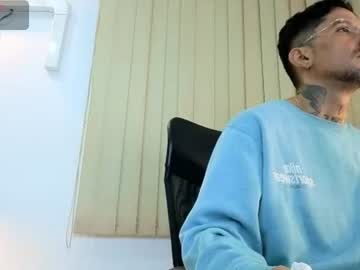 🔥D Y L A N🔥