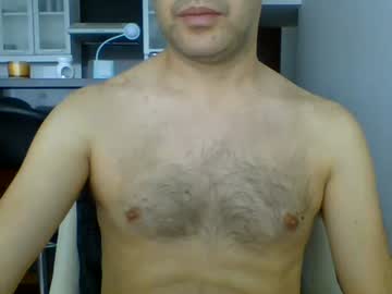 hottitan  (twitter @Marianoshcam)