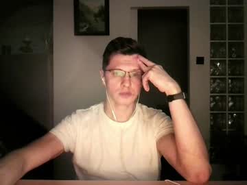 Andrew (independent model) 20:00-00:00 CET daily