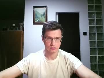 Andrew (independent model) 20:00-00:00 CET daily