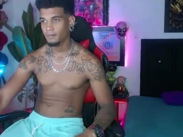 Aharon  Ravelo