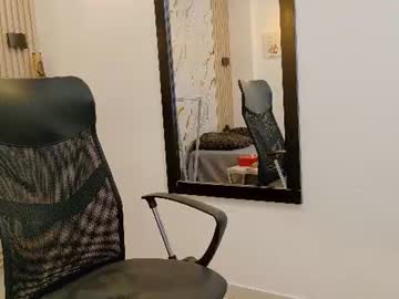 Z̴A̴Y̴N̴