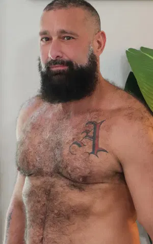 Alex Tikas