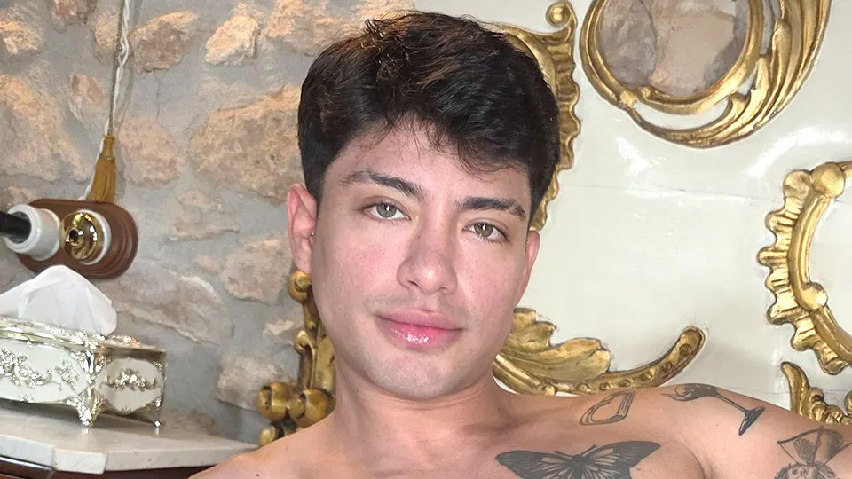 Alessandro Lee