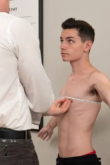 Eli Bennet