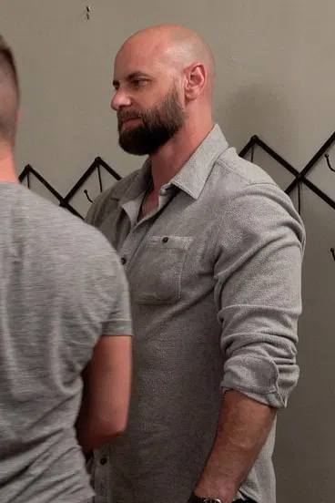 Girth Brooks