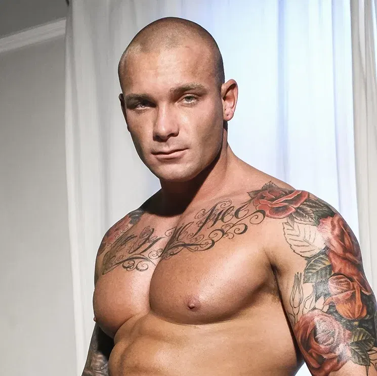 Lee Tyler