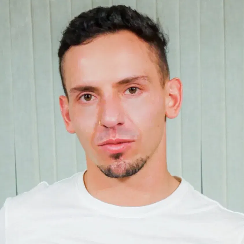 Steven Angel