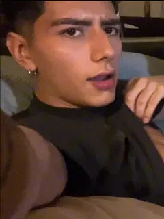 Andy V.