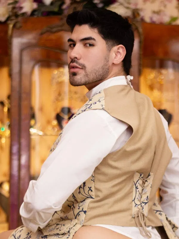 Gus Torres