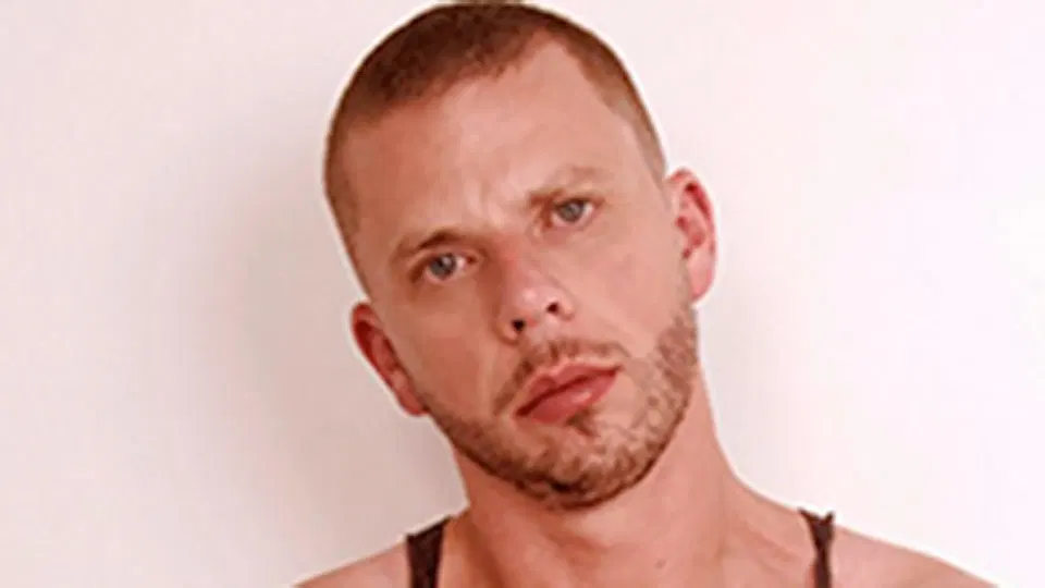 Niels Asstrong