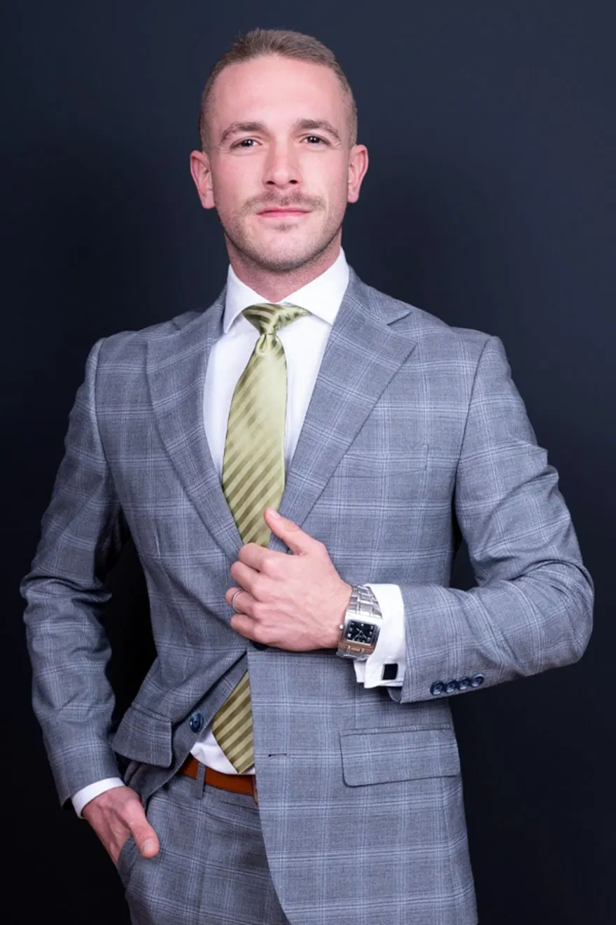 Apolo Adri