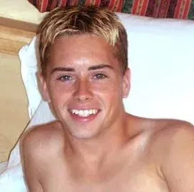 Aaron (2003)