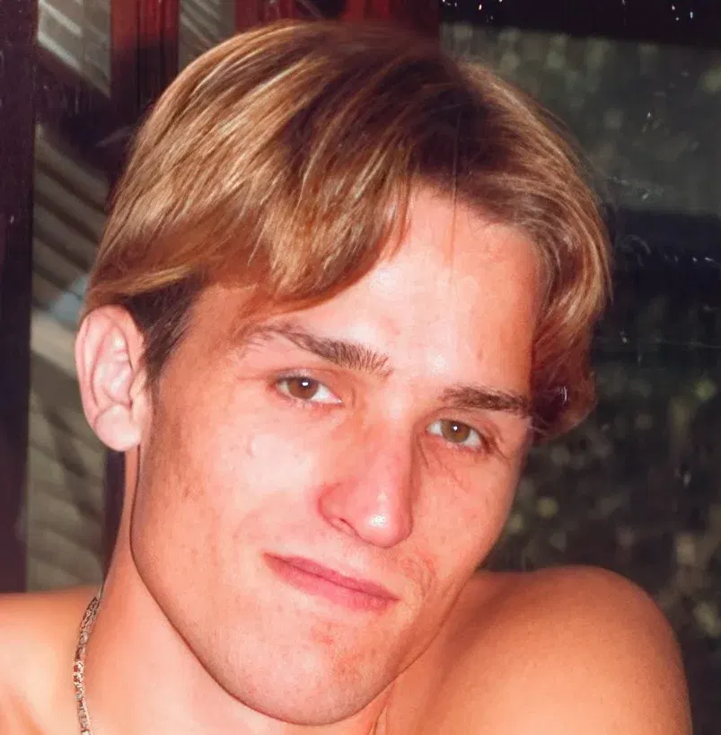 Aaron (Noel Smith)