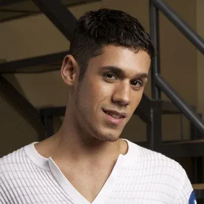 Giovanni Summers