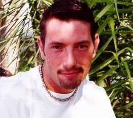 Kyle (Ron Surfass)