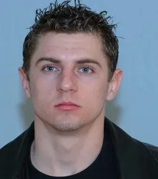 Nick (Gary Peel)
