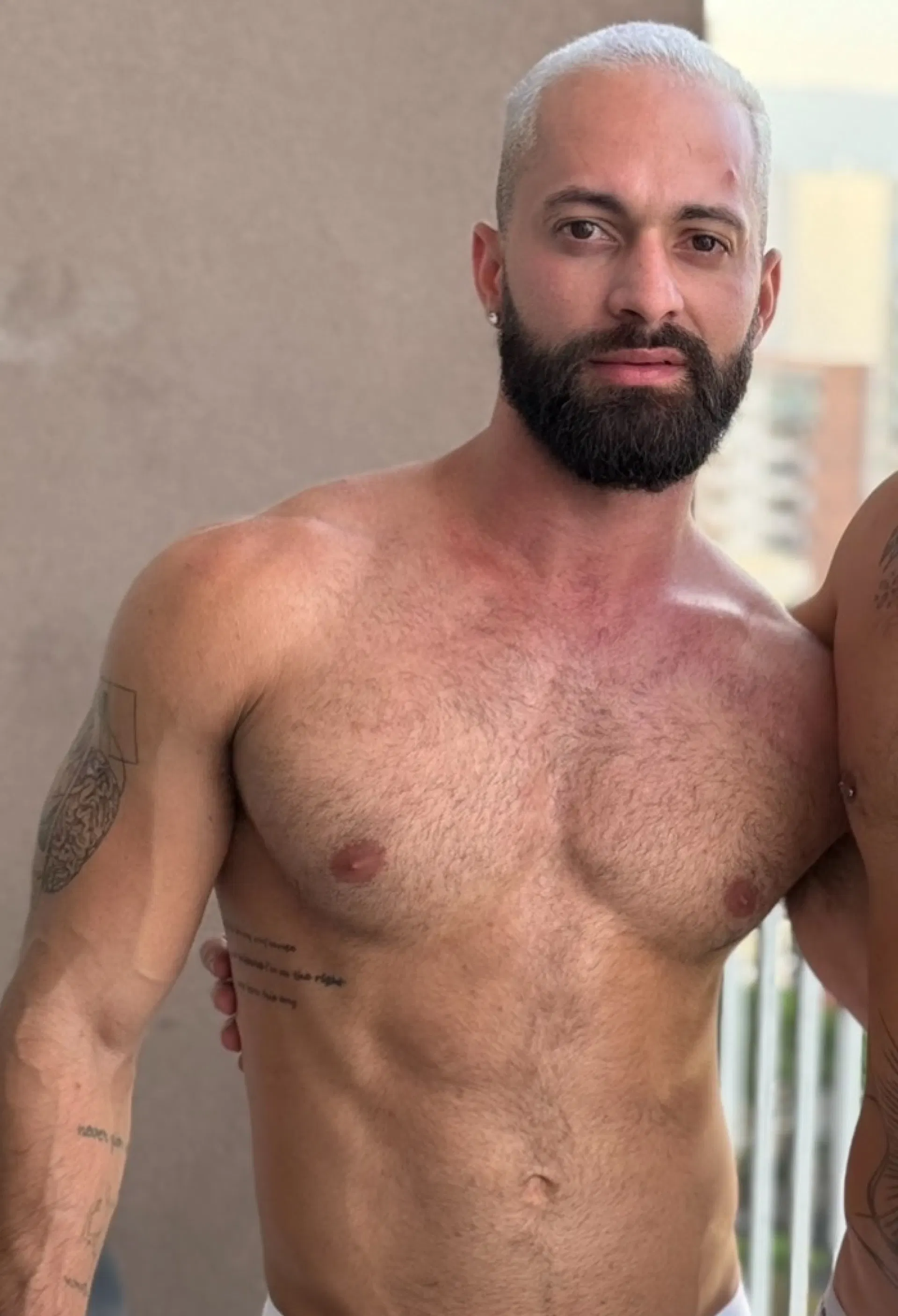 Caio Vinicius - Muscle Bubble