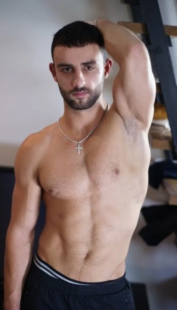 EVAN BULL