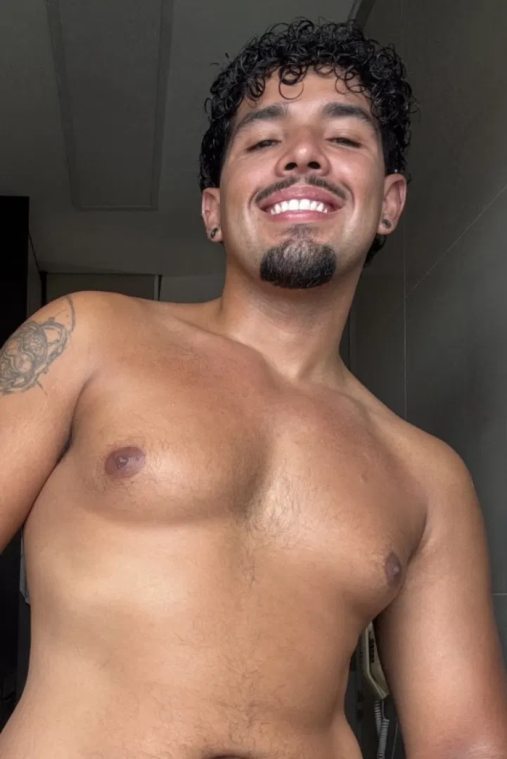 Fah Salty Spicy - Latino Gay Porn HD | Bolatino