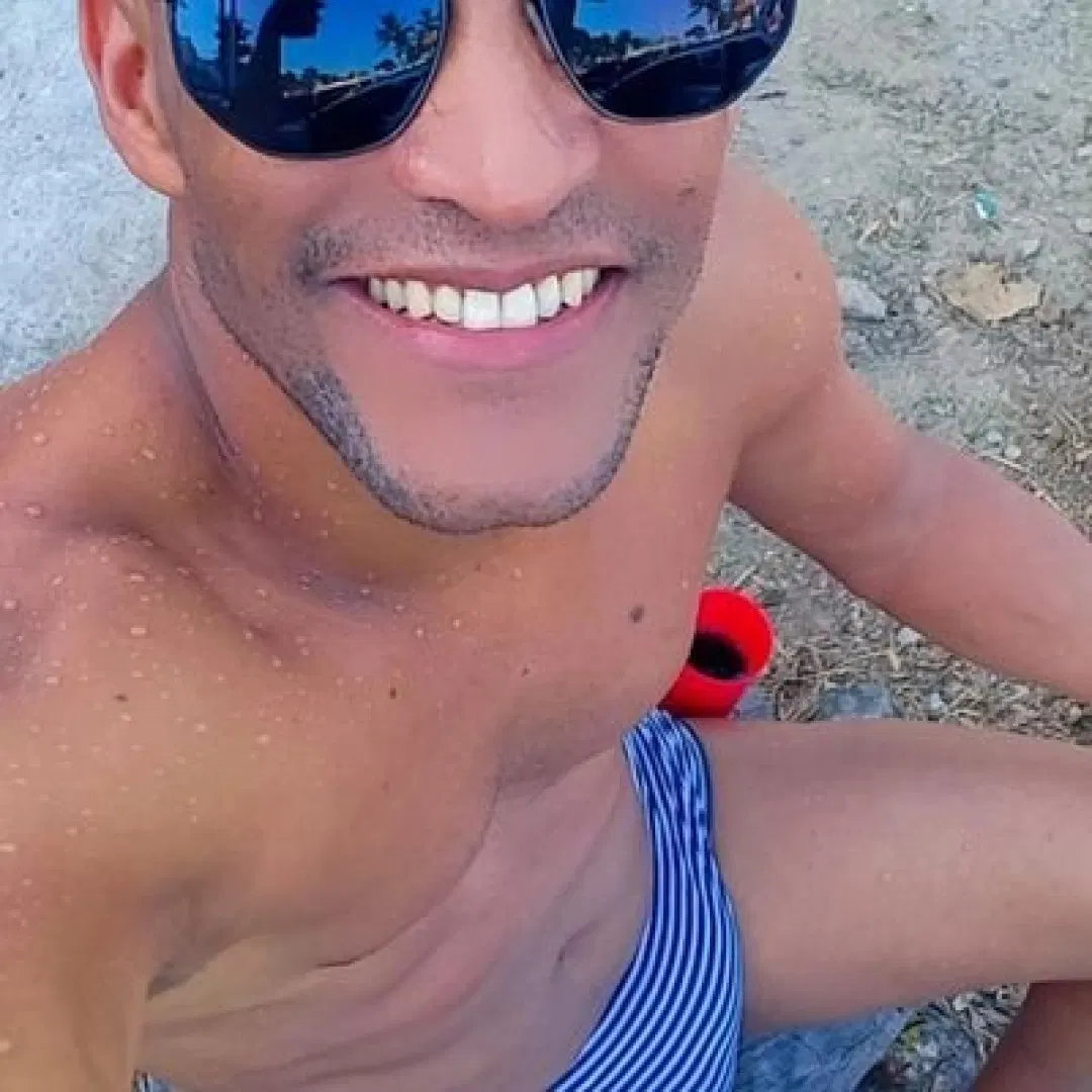 ivan_dot21 - Latino Gay Porn HD | Bolatino