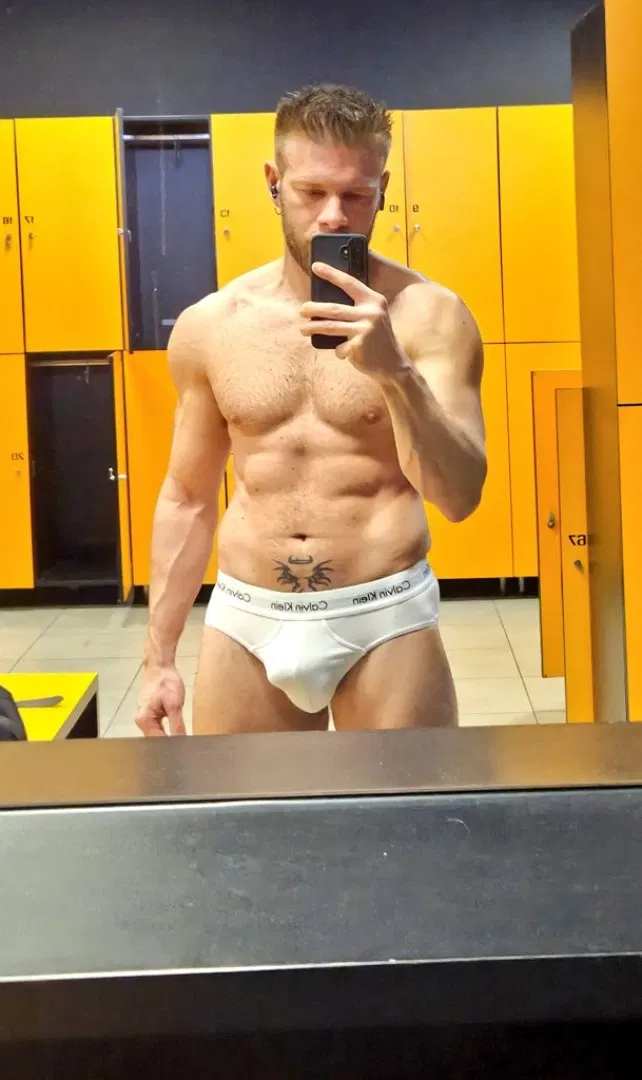 Drake - Latino Gay Porn HD | Bolatino