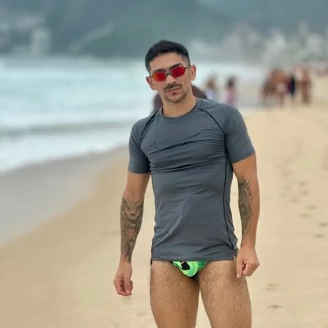 Léo Rocha - Latino Gay Porn HD | Bolatino