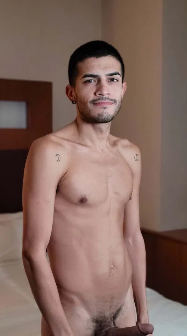 Zane Taylor - Latino Gay Porn HD | Bolatino