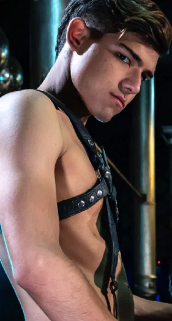Felix Harris - Latino Gay Porn HD | Bolatino