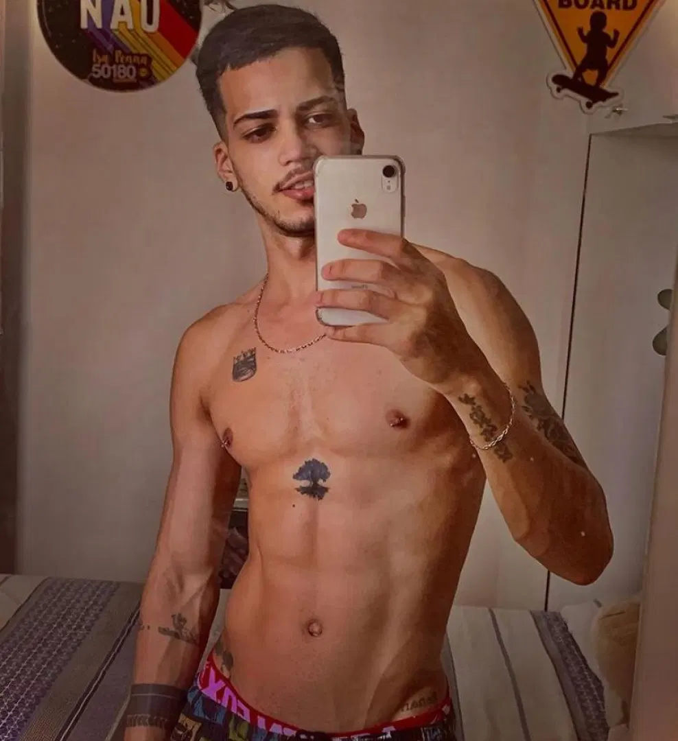 Edu FREITAS - Latino Gay Porn HD | Bolatino