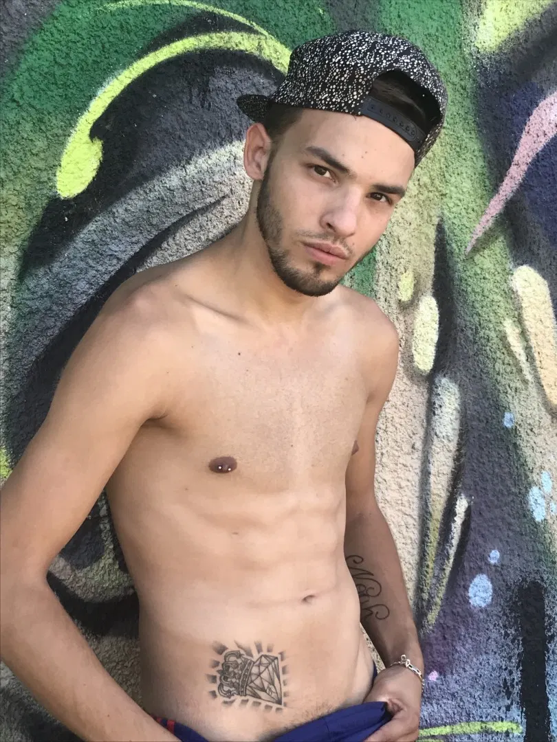 Kevin Ass - Latino Gay Porn HD | Bolatino