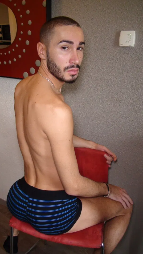 Sofiane DEHAR - Latino Gay Porn HD | Bolatino
