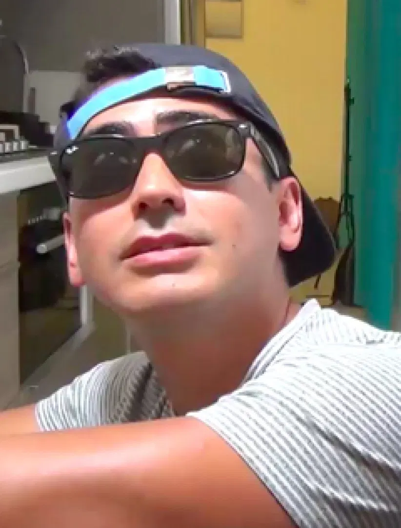 Dimitri Cornieff - Latino Gay Porn HD | Bolatino