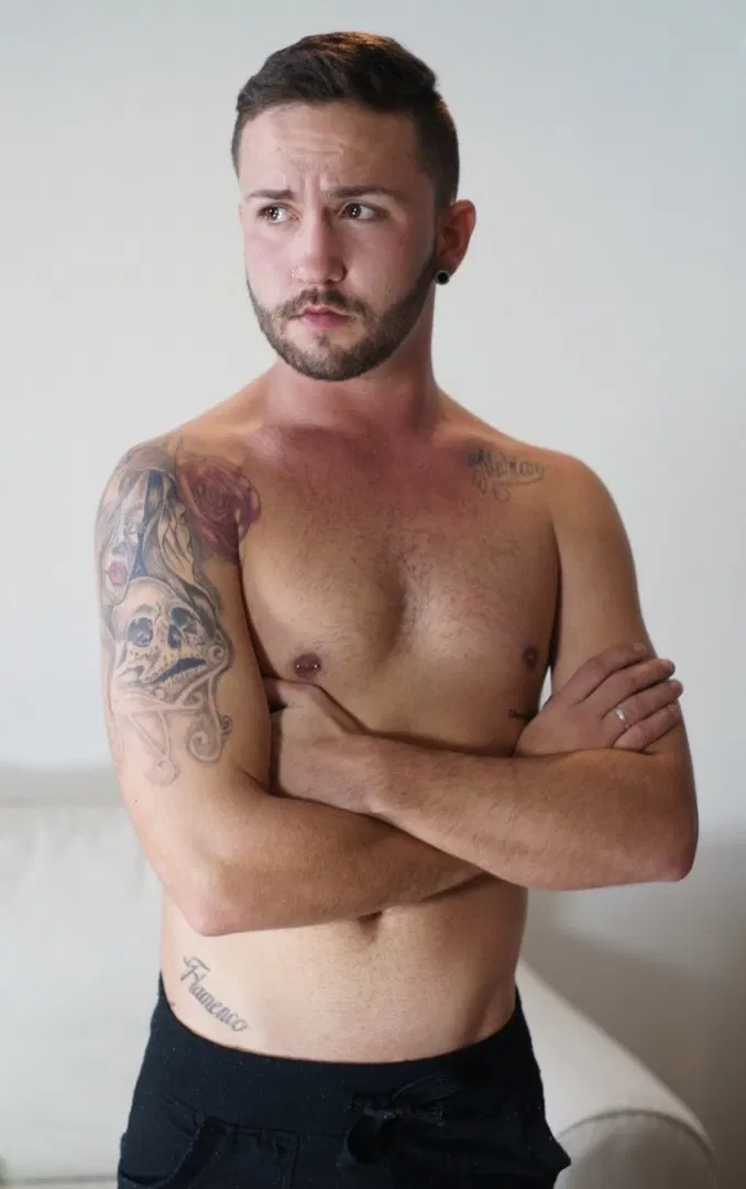 Mario Benedet - Latino Gay Porn HD | Bolatino