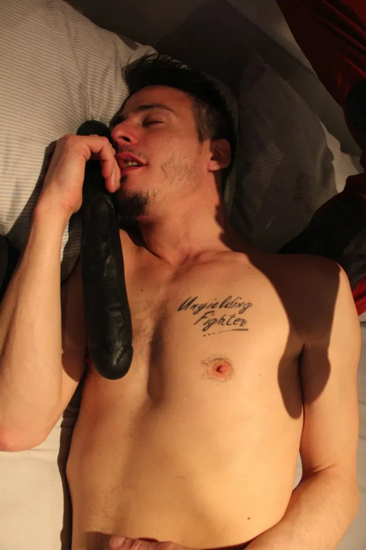 Zeus VARGAS - Latino Gay Porn HD | Bolatino