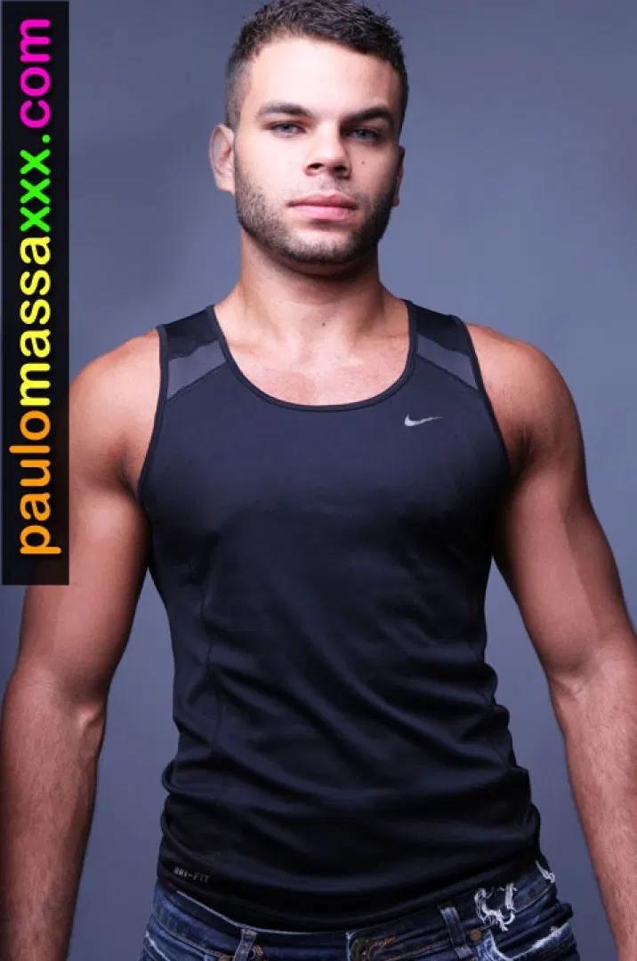 Thierry - Latino Gay Porn HD | Bolatino