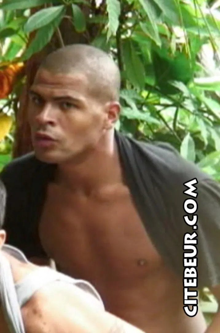 Basile - Latino Gay Porn HD | Bolatino