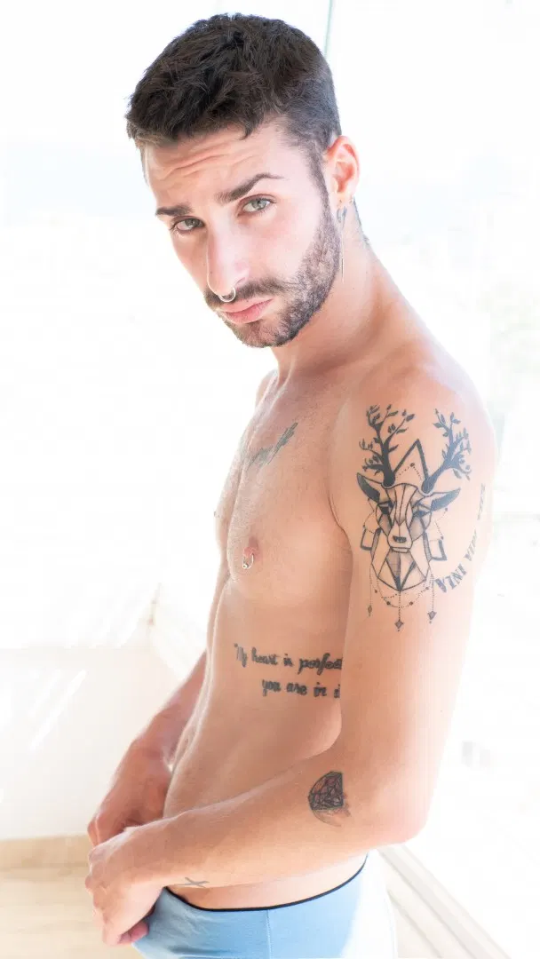 Ery Betto - Latino Gay Porn HD | Bolatino